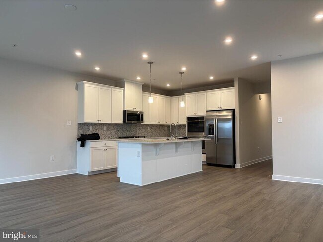 Foto del edificio - 2646 Tisbury Ln