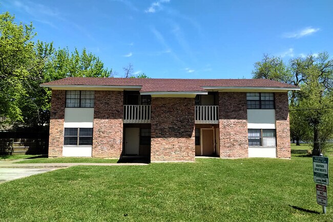 Foto del edificio - 1523 E Beverly Dr