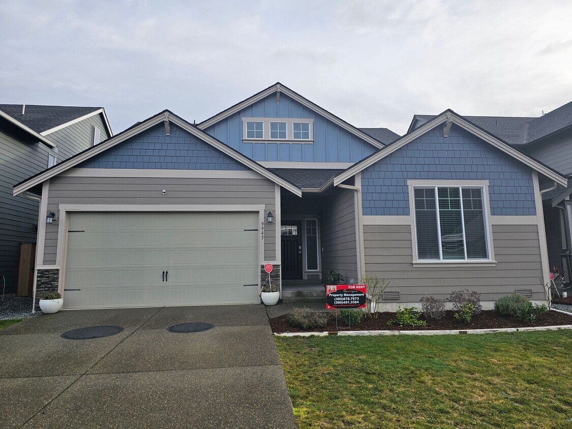 Primary Photo - Must See!!! 4 Bedroom, 3 Bath Home in Hear...