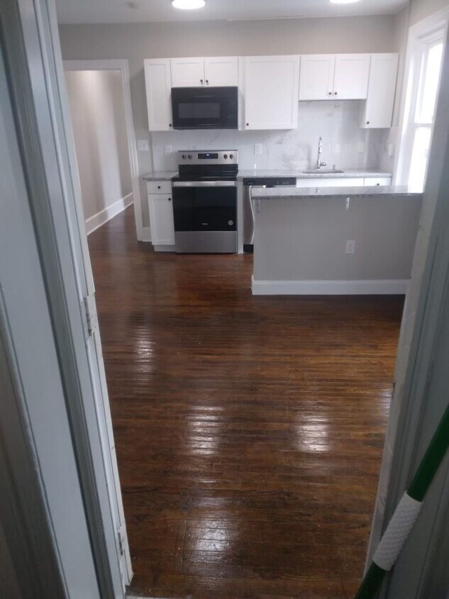 1719 S 3rd St Unit 19.3R, Reading, PA 19602 Room for Rent in Reading