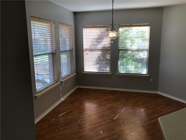 Building Photo - 1515 Somerset Canyon Ln