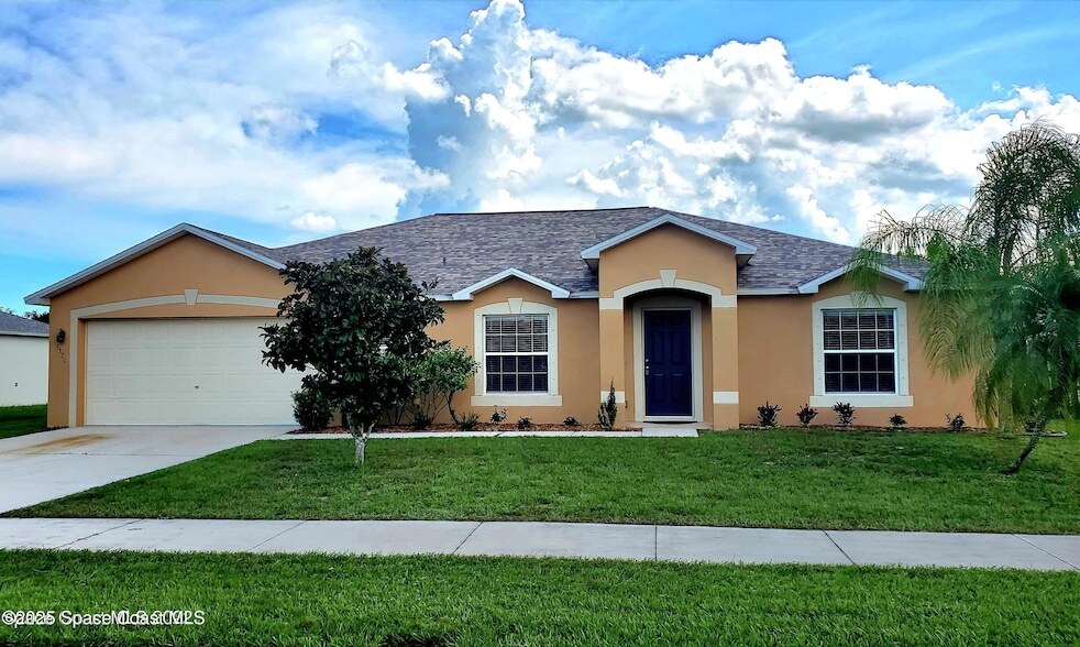 Primary Photo - 5321 Cinnamon Fern Blvd