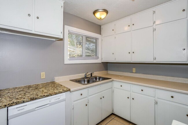 Foto del edificio - 2730 S Southeast Dr