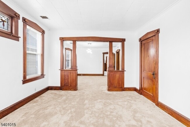 Building Photo - 486 Highland Ave