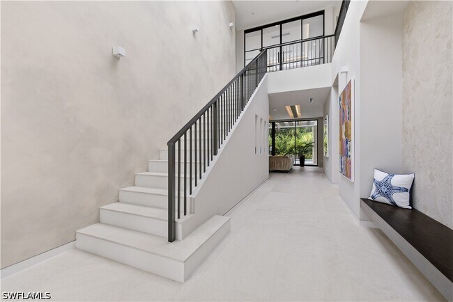 Foto del edificio - 590 6th Ave N