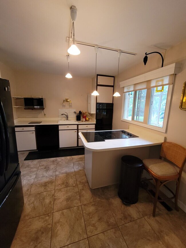 Photo - $2100 - 3BR/2BA Cozy House with Fenced Bac...