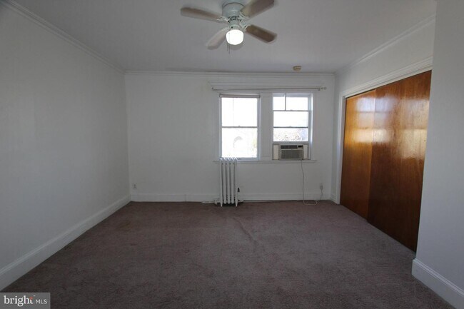 Building Photo - 118 E Lancaster Ave