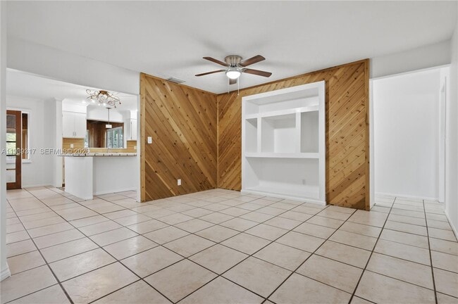Building Photo - 4512 SW 27th Terrace