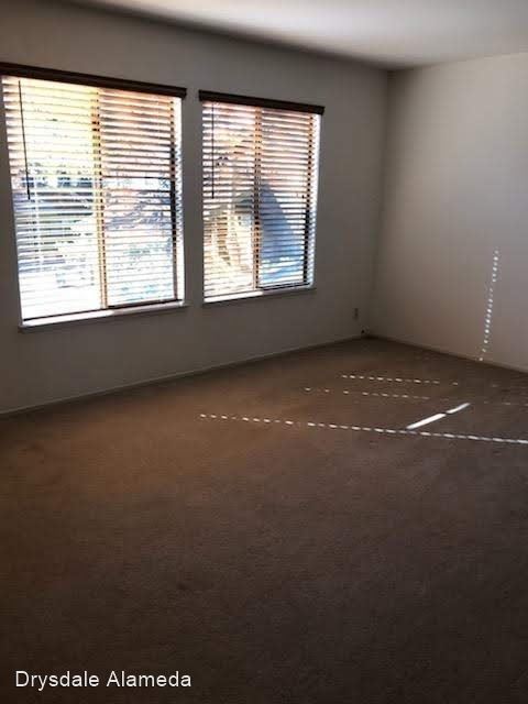 Building Photo - 2 br, 1.5 bath House - 415 Harbor Road