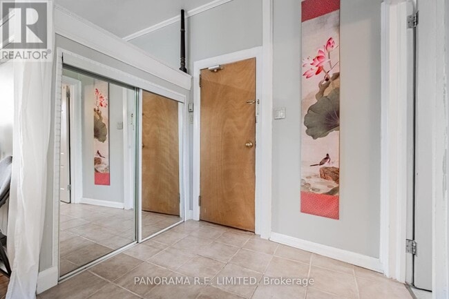 Photo du bâtiment - 8-8 Thirty Third St