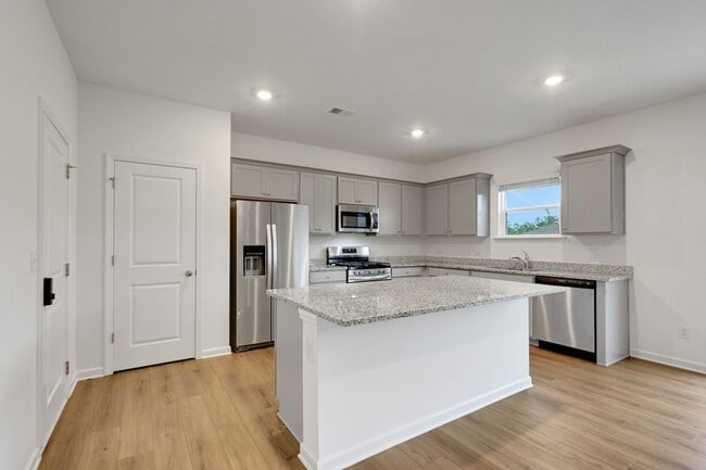 Building Photo - 1264 Arnhem Dr