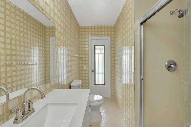 Foto del edificio - Southwest 94th Avenue, Miami, FL 33165 - 3 BR 2 BA single-family home