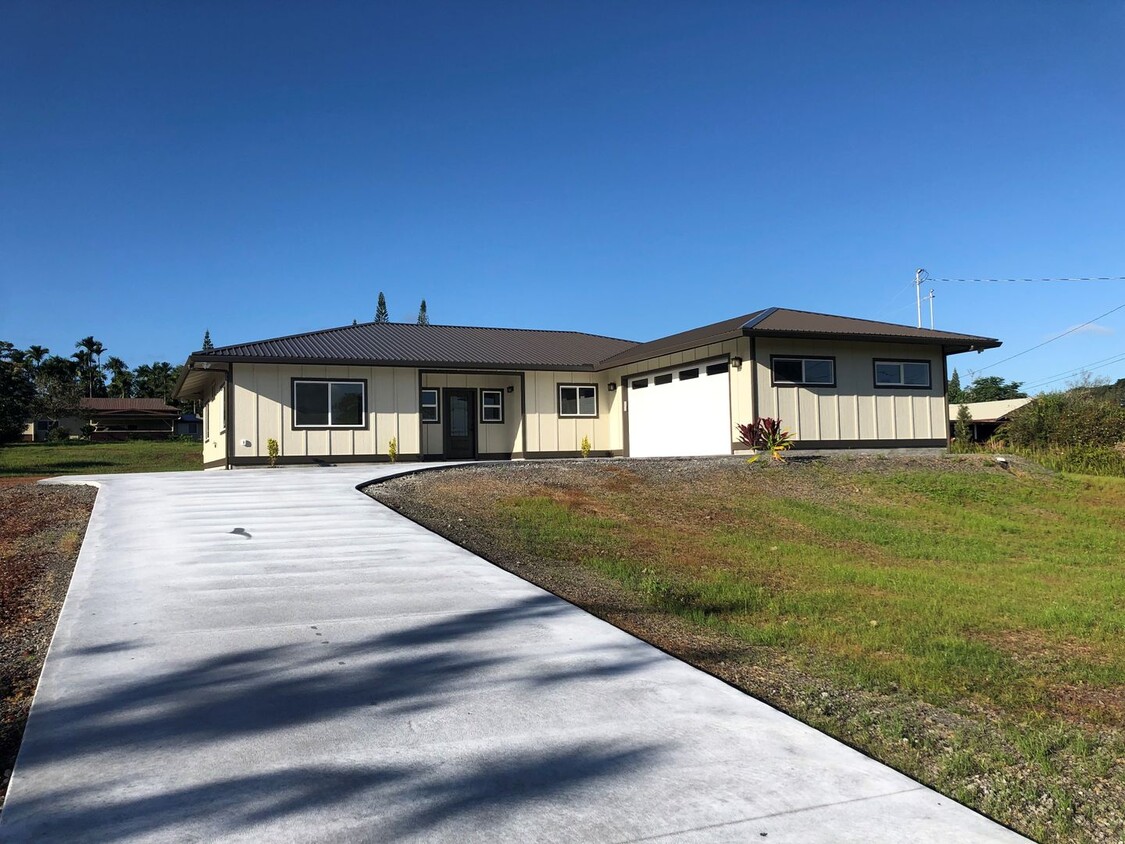 Primary Photo - Newer 3 Bedroom Pohaku Circle, Orchidland