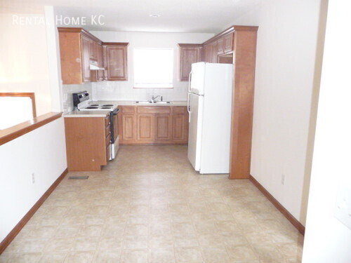 Building Photo - 23505 W 73rd Terrace