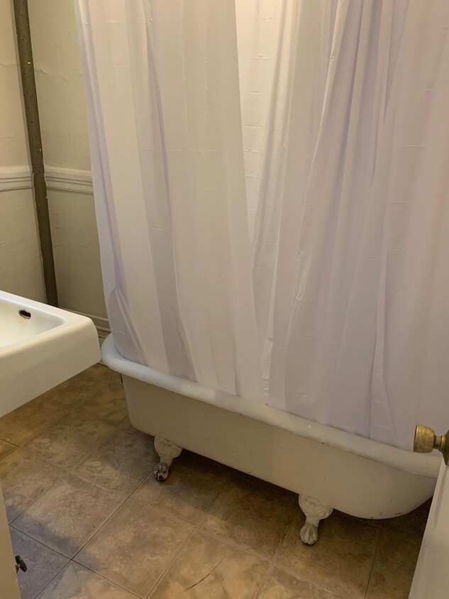 59 Burbank St, Boston, MA 02115