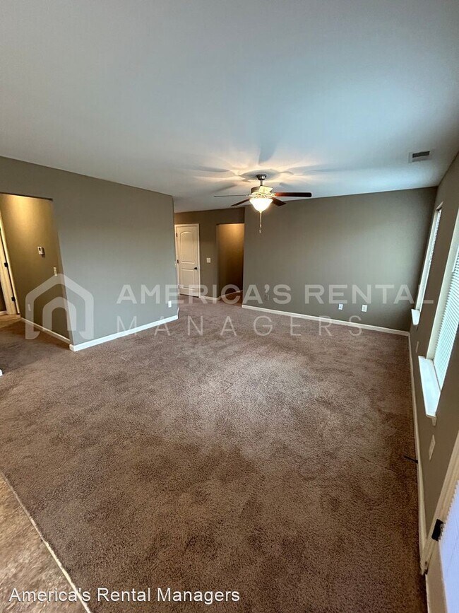 Foto del edificio - 4 br, 2 bath House - 112 Hollow Court