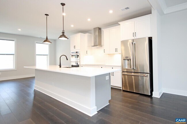 Foto del edificio - 806 Wesley Ln