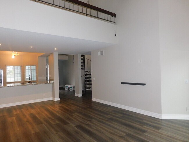 Foto del edificio - Beautiful Remodeled 2 Bed 2.5 Bath Condo in Pacific Ranch