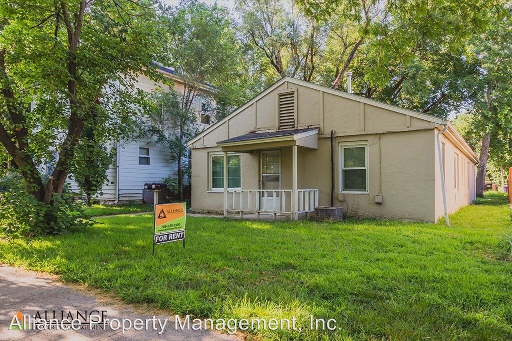 513 Fremont St, Manhattan, KS 66502 Apartment for Rent in Manhattan, KS