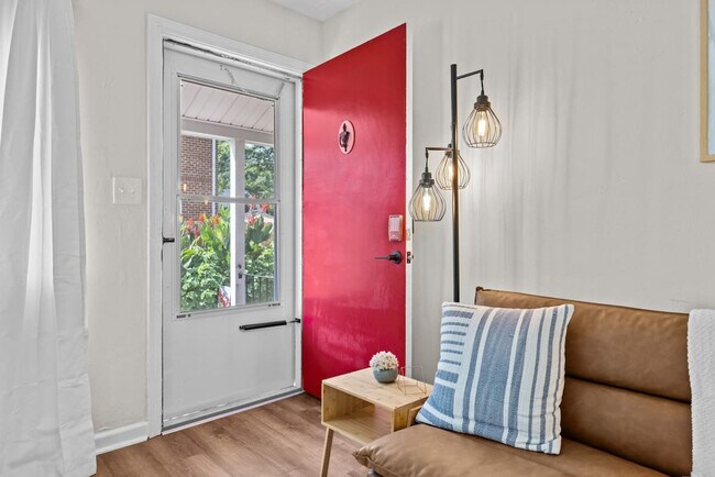 Foto del edificio - 172 Cherry St