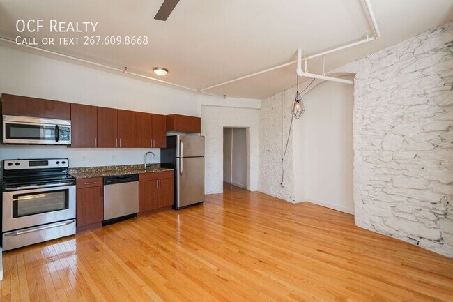Foto del edificio - 4 Leverington Ave
