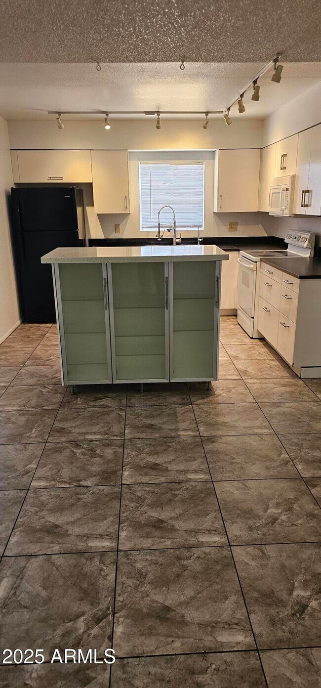 Foto del edificio - 12035 N 46th Ln