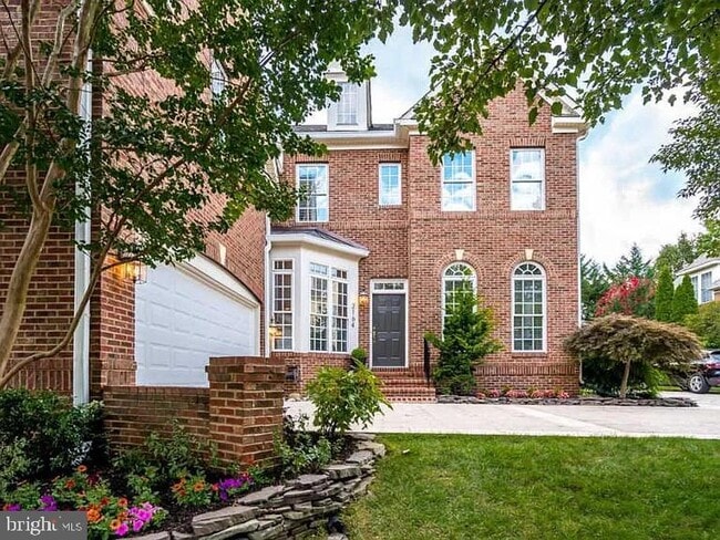 Building Photo - 2164 Harithy Dr