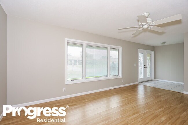 Foto del edificio - 12695 Westport Cir