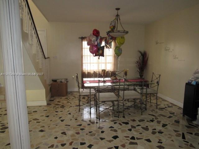 Foto del edificio - 5900 W 3rd Ln
