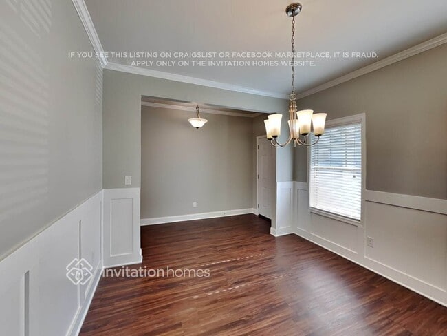 Building Photo - 111 Moss Dr