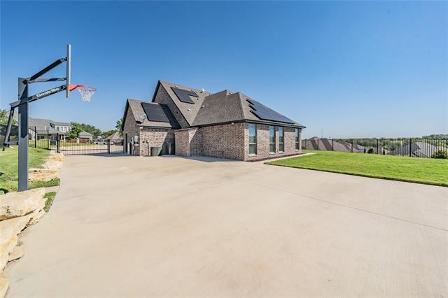 Foto del edificio - 8208 Indian Hills Ct
