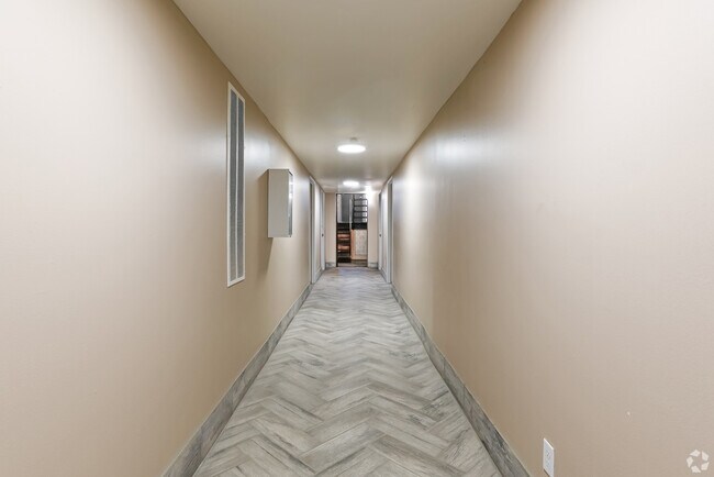 Foto del edificio - Lahser Manor