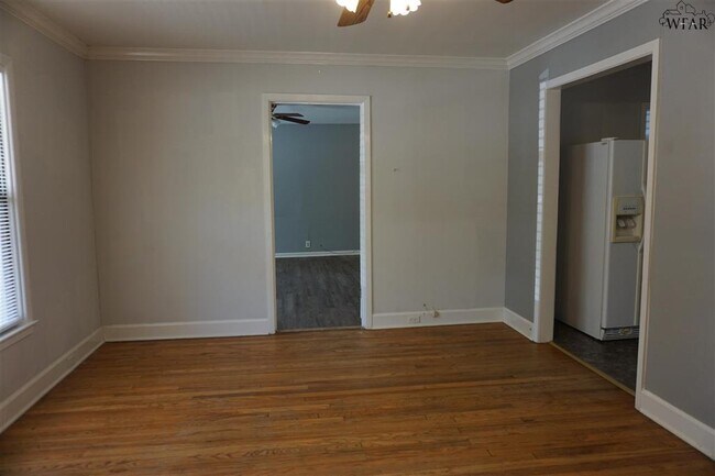 Foto del edificio - 3208 Kenesaw Ave