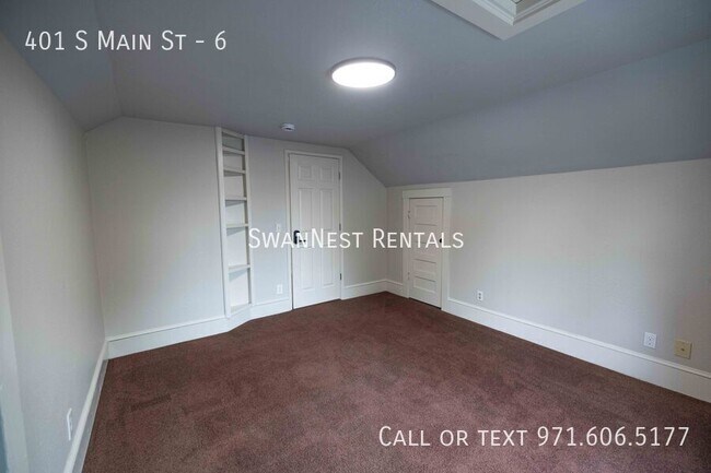 Foto del edificio - 401 S Main St