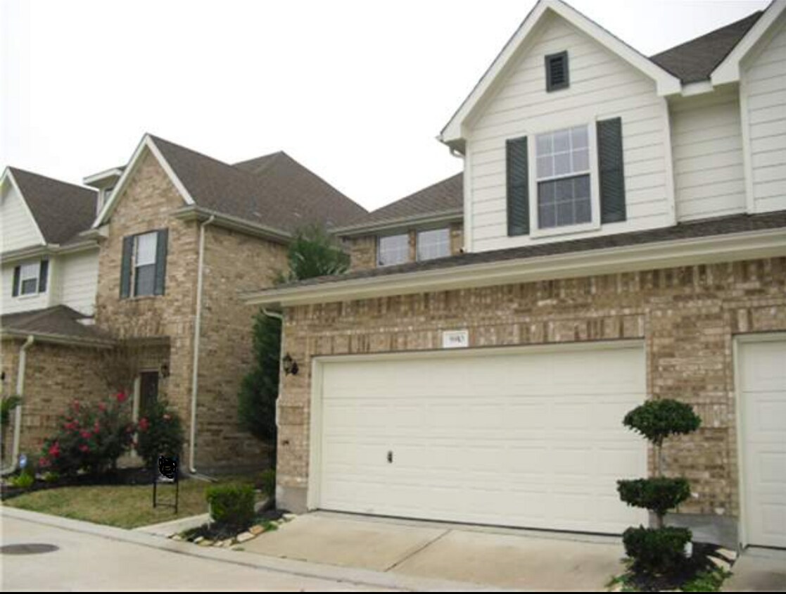 Welcome home! - 5910 Hollister Cole