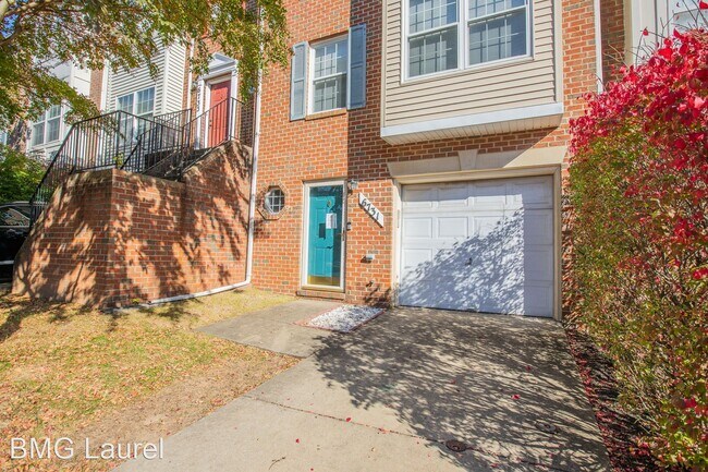 Foto del edificio - 4 br, 3.5 bath House - 6731 Village Park Dr