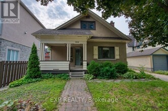 Building Photo - 304 Stewart St