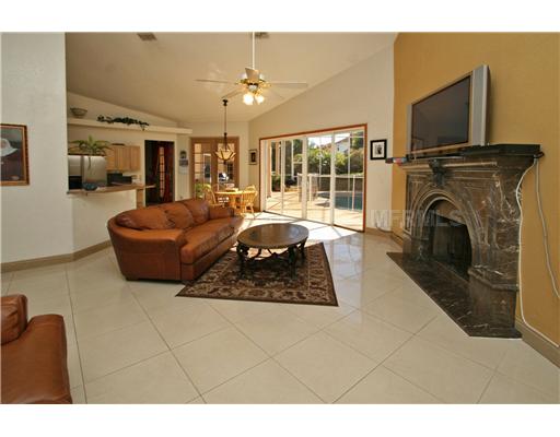 Building Photo - 2140 Lake Vilma Dr