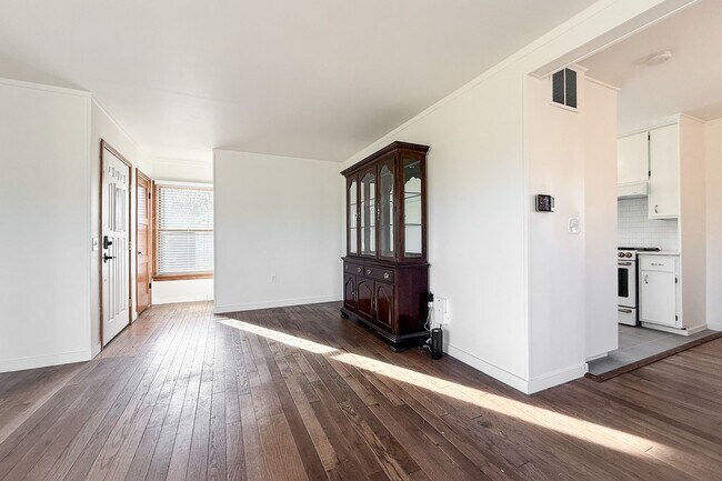 Foto del edificio - Riverfront 3-Bedroom Historical Richland Home