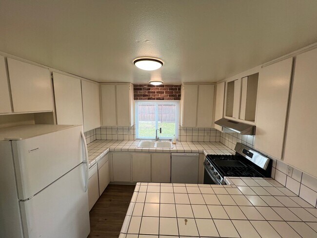 Foto del edificio - Newly Remodeled 3 bedroom 2 bath home in a great Location.