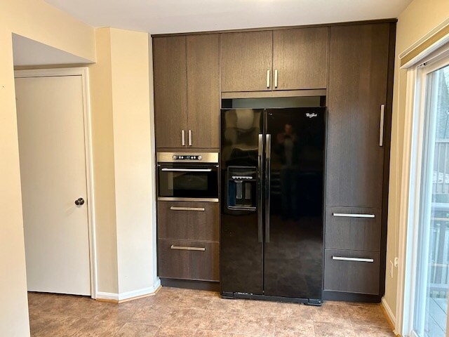 Foto del edificio - 9625 Lambeth Ct