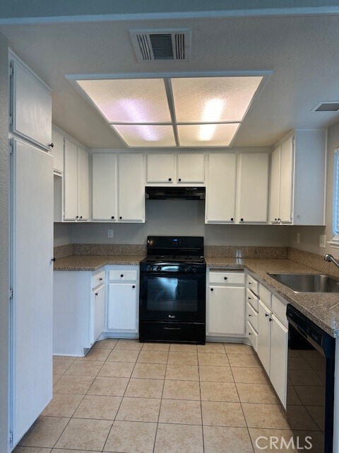 Building Photo - 10663 Wildrose Dr