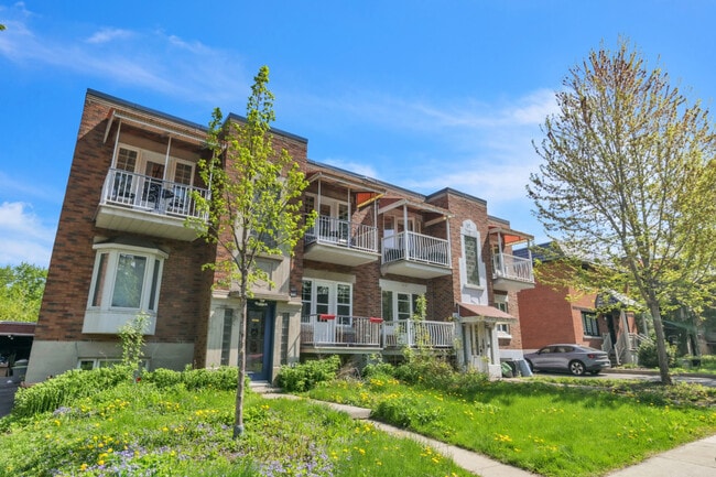 Photo du bâtiment - 6419-610e 10e Avenue