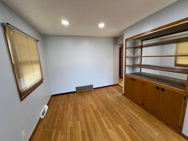 Foto del edificio - 6174 S 38th St