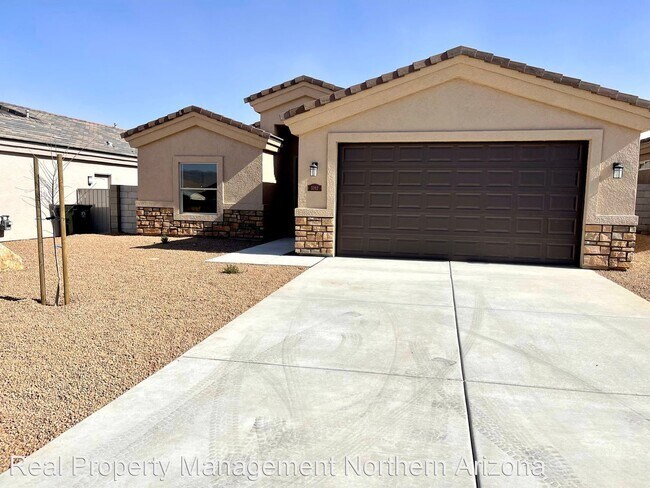 Foto del edificio - 3 br, 2 bath House - 3392 N. Apache St.