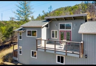 Building Photo - 2320 Calistoga Rd
