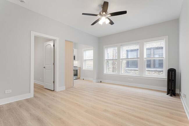 Foto del edificio - 7600 N Sheridan Rd