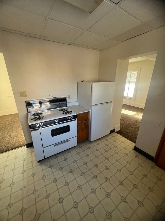 Foto del edificio - Southeast Erie 3 Bedroom House