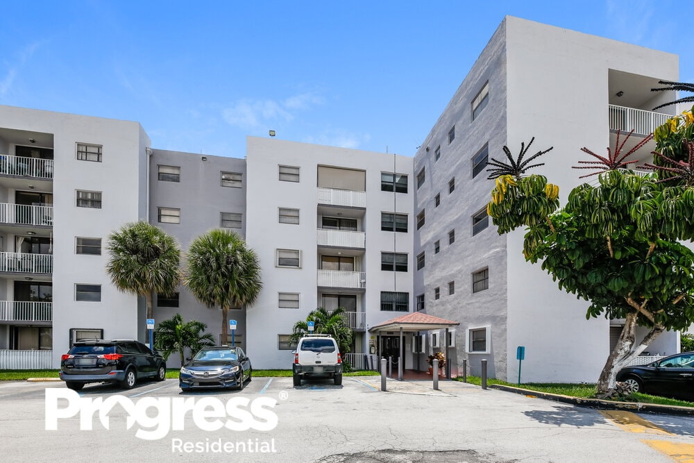 8145 NW 7th St, Miami, FL 33126 House Rental in Miami, FL