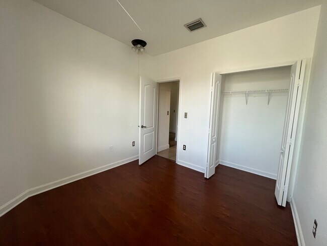 Building Photo - 17600 NW 73rd Ave